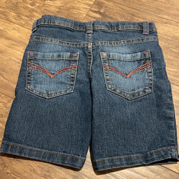 Nevada jean shorts - Picture 9 of 9